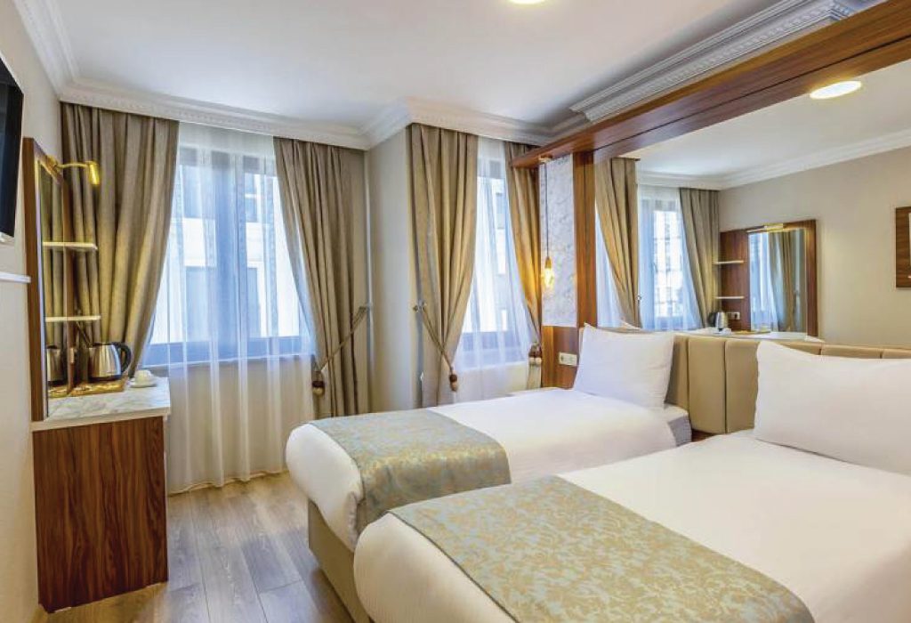 Home - VIP Grand Hotel